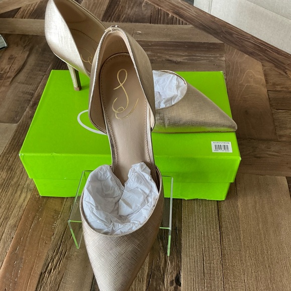 Sam Edelman NWT Viv Gold Pump Size 10 - Picture 5 of 7